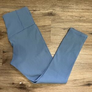 Athleta Ribbed Elation 7/8 Legging size S EUC